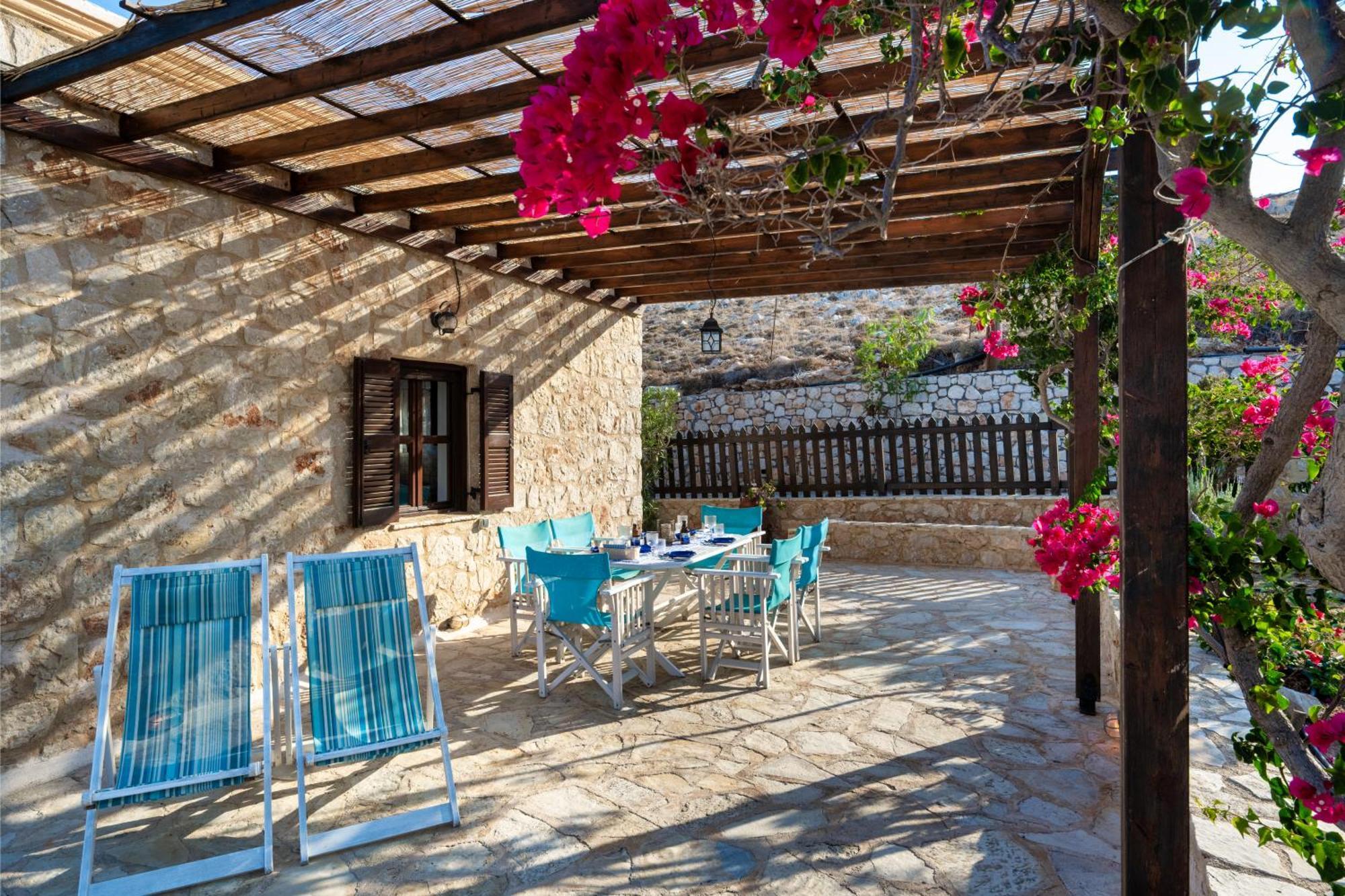 Villa Ftenagia Халки Экстерьер фото